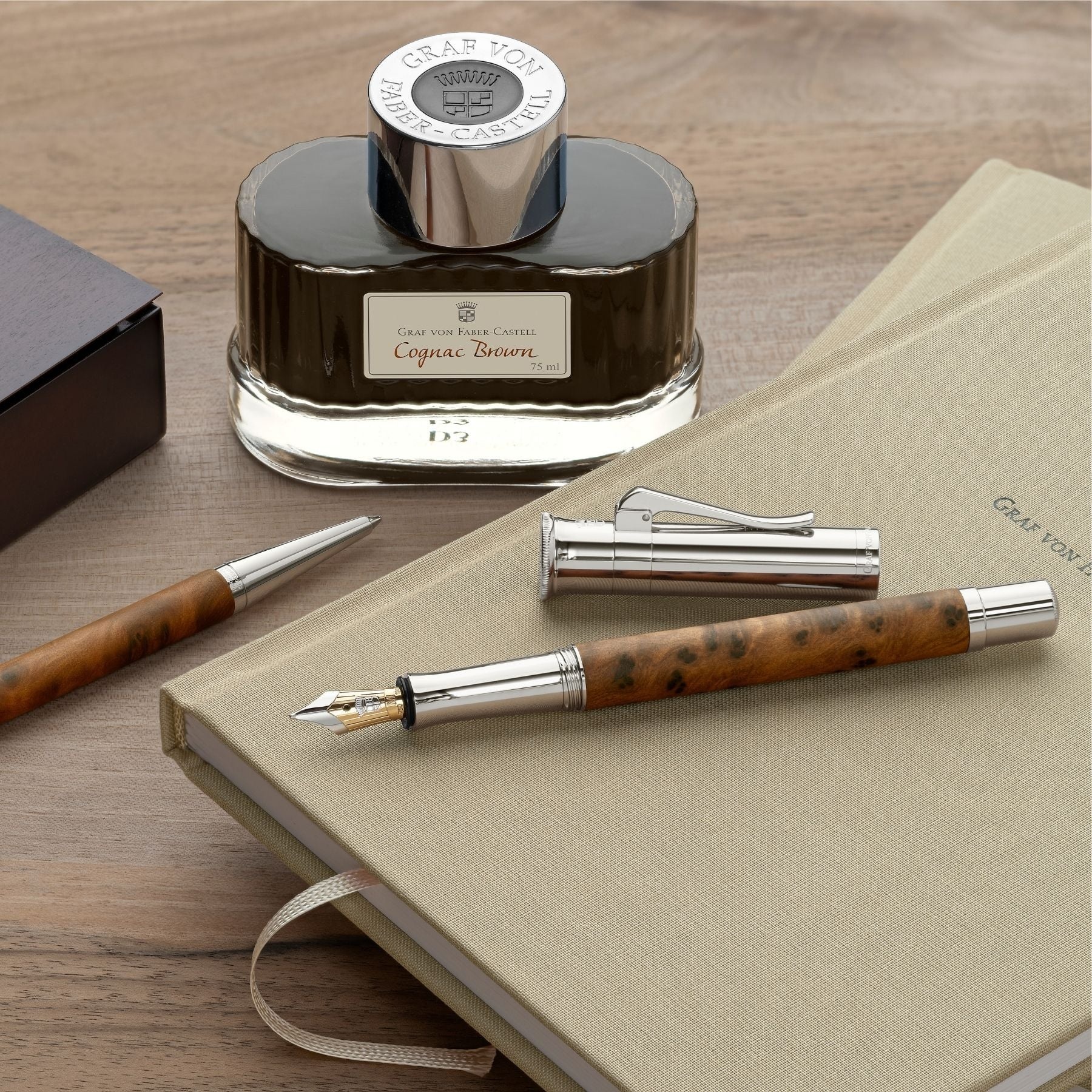 Graf von Faber-Castell Classic Thuja Burl Wood Fountain pen
